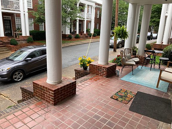 Private patio!