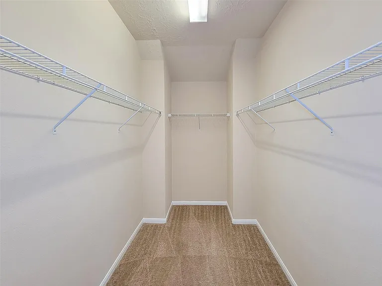 20527 Keegans Ledge Ln — Photo 24