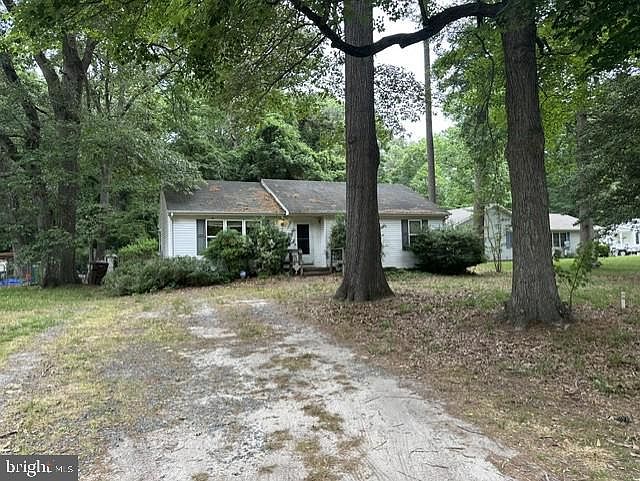 2nd image of 30464 Cannon Dr