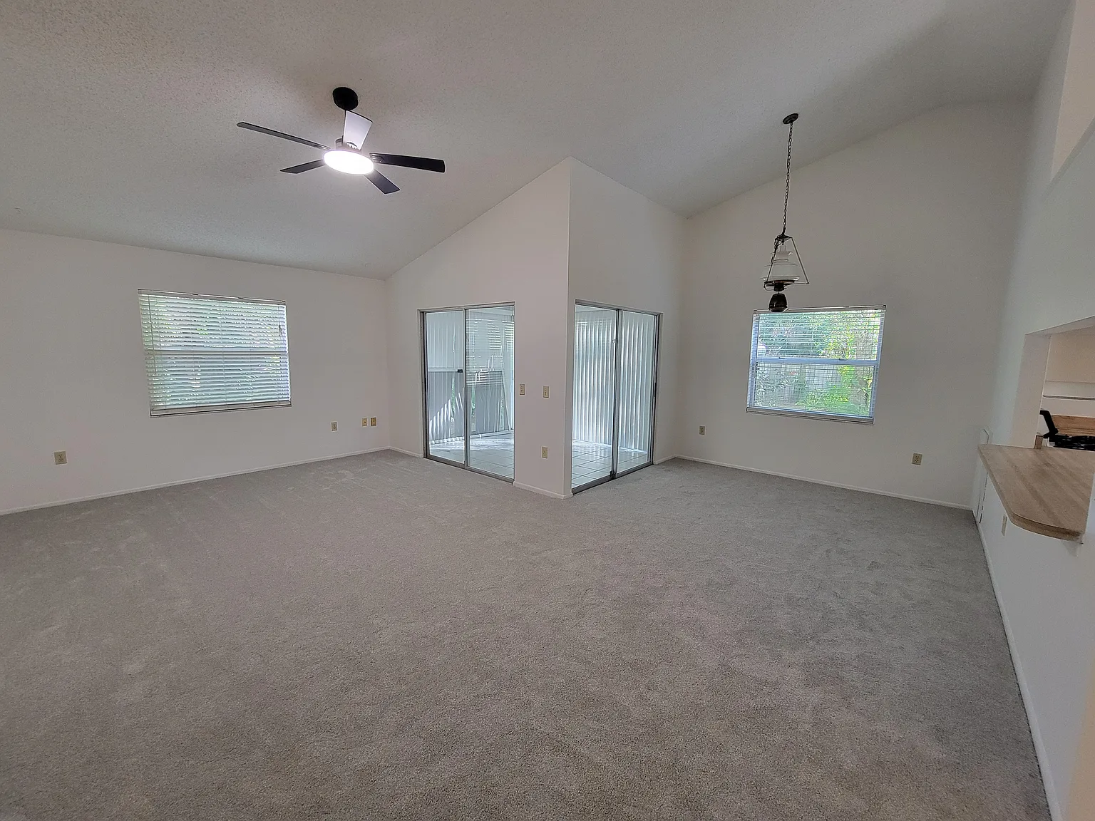2 bed, 1197 sqft, $1,850 — Photo 2
