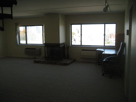 2nd image of 530 S 2nd St APT 813