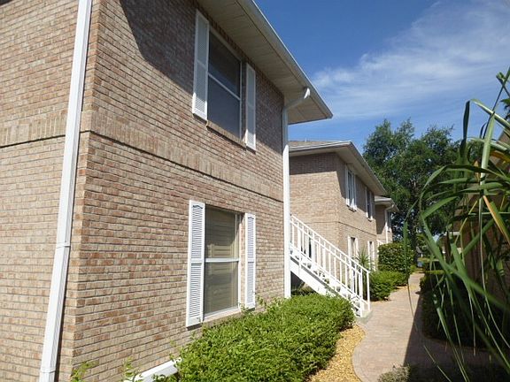 2nd image of 6660 Ilex Cir Unit A