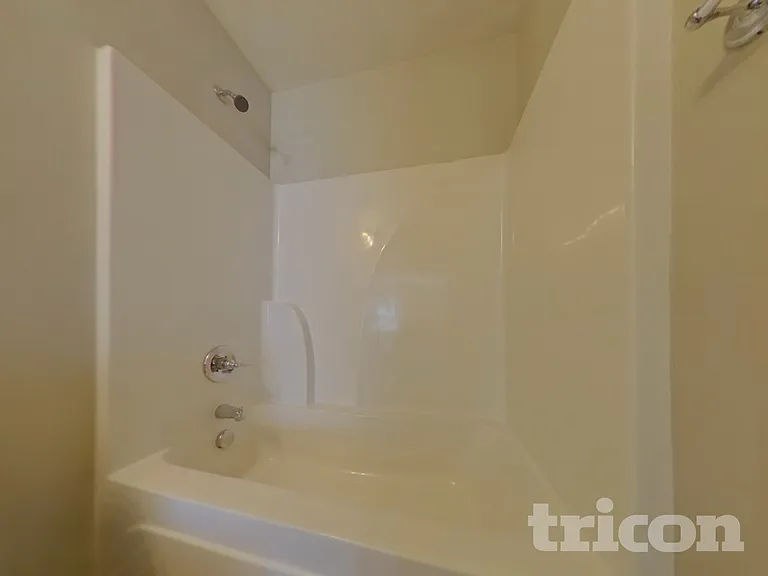 415 Finch Ln — Photo 15
