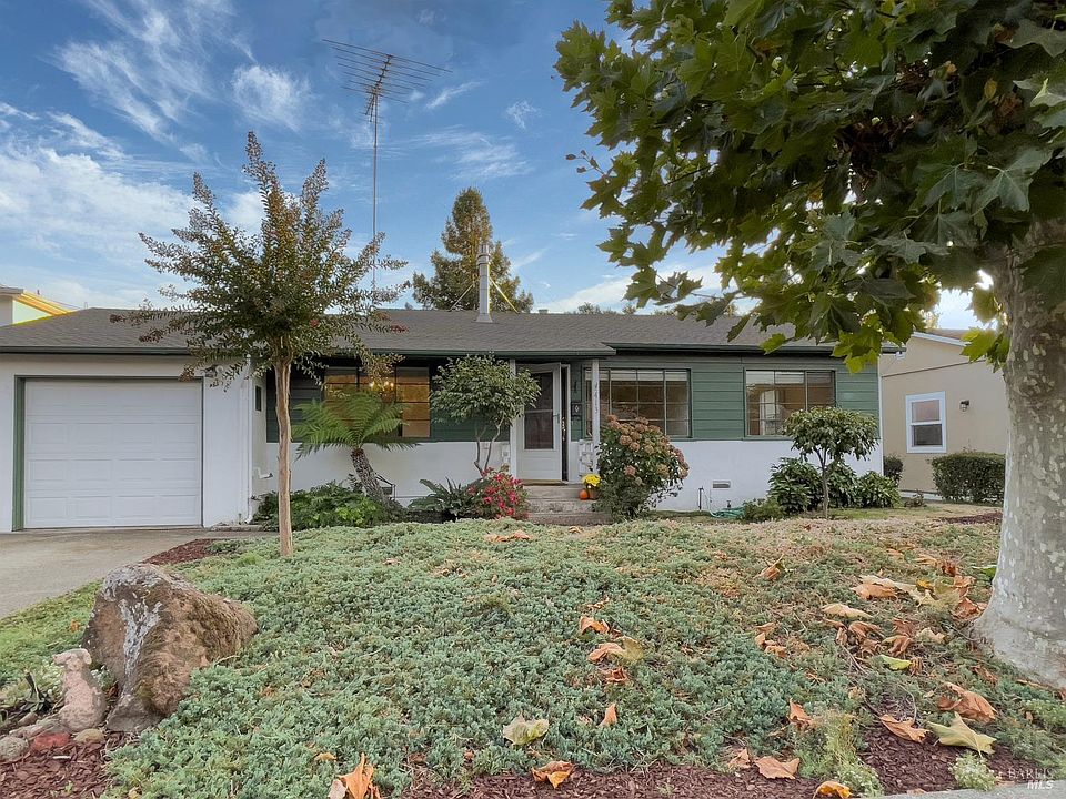 1st image of 413 Rosalie Drive