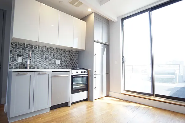 Rented by Lofts and Flats LLC | media 18