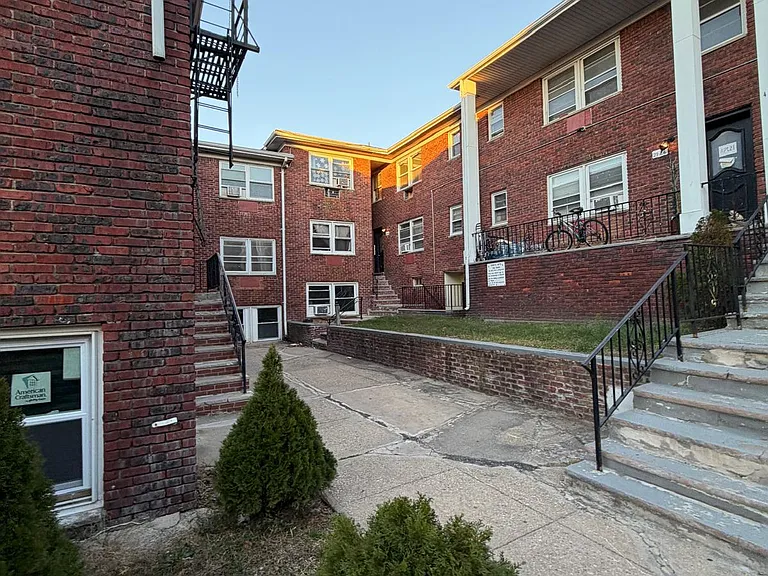 479 Roseville Ave #6 — Photo 8