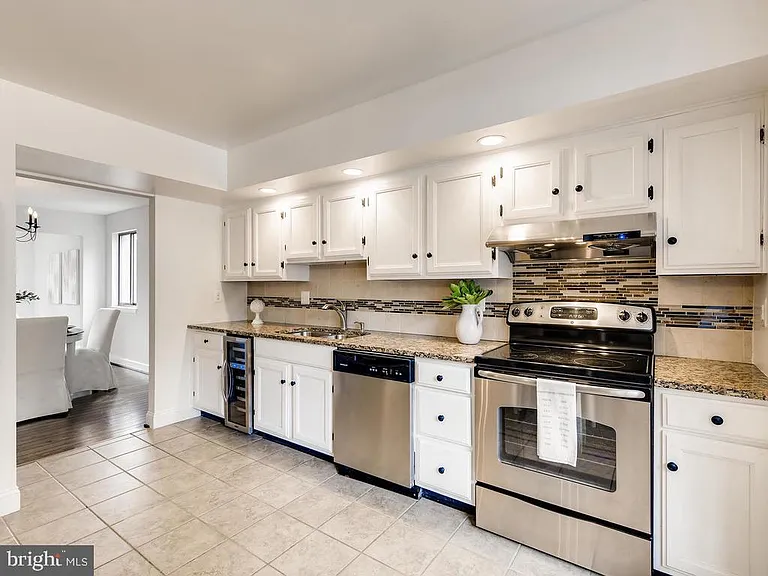 438 Five Farms Ln — Photo 11