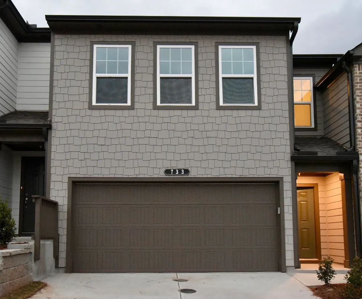3 bed, 2.5 bath, 1800 sqft, $2,450 — Photo 1