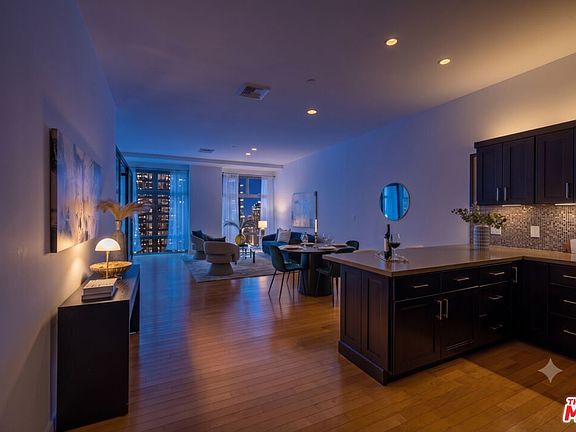 2nd image of 801 S Grand Ave APT 1508