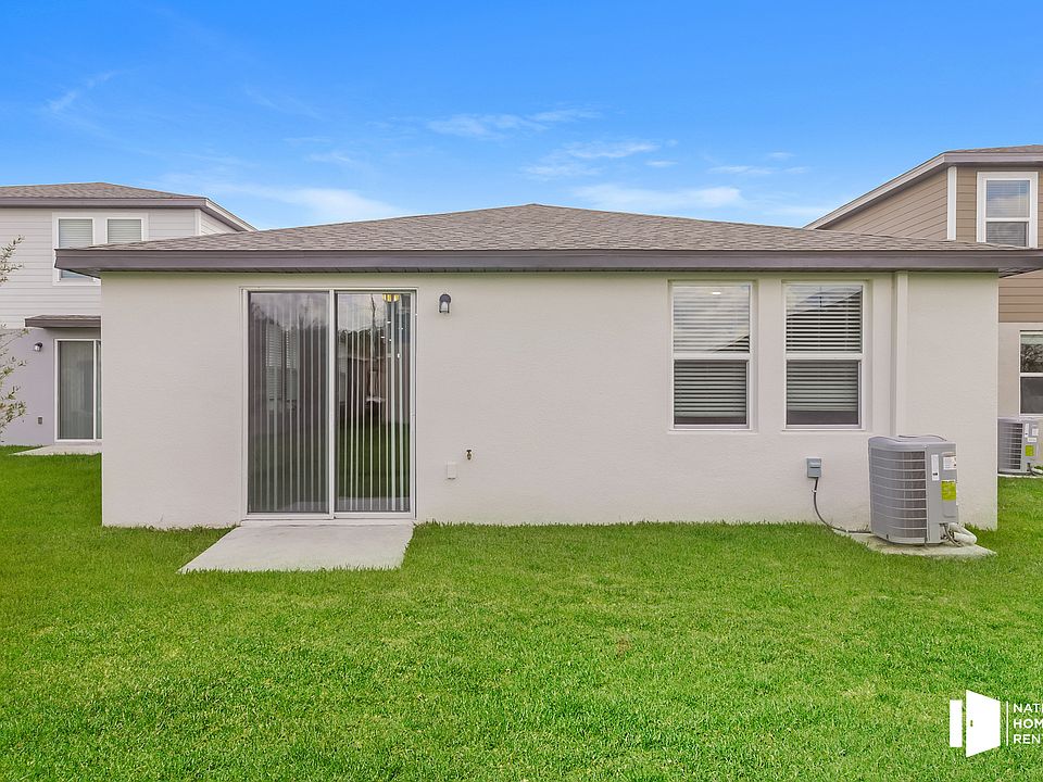 1st image of 3322 Fresno Pl