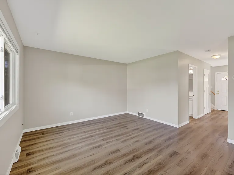 6314 Maywood Ave — Photo 6