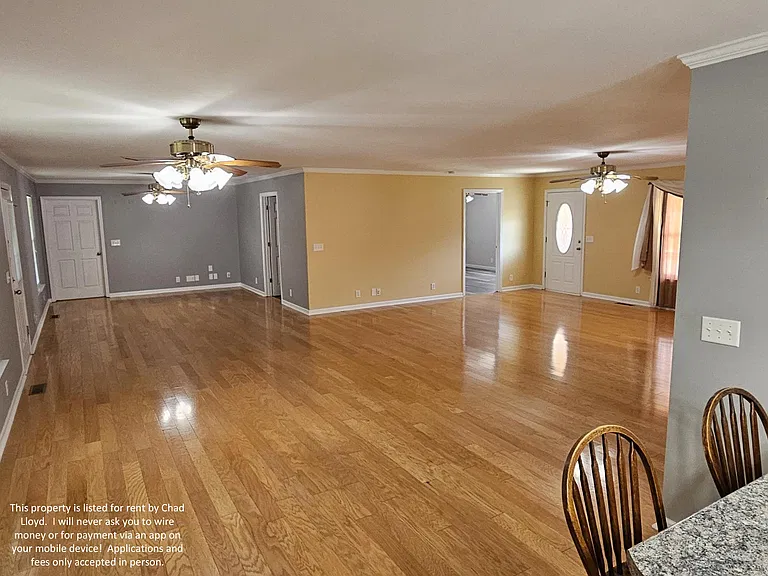 339 Pitts Ave — Photo 6