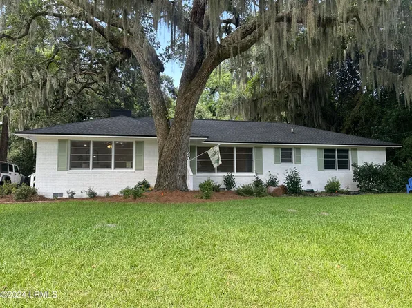 120 Fort Lyttleton Road, Beaufort, SC 29902