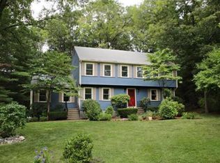 369 N Emerson Rd, Lexington, MA 02420