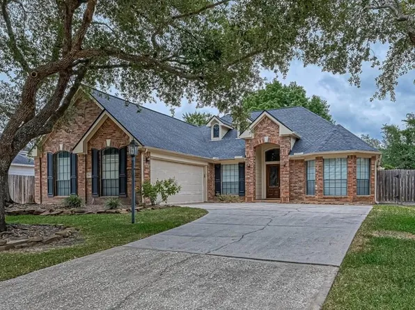 16322 Judge Bry Rd, Cypress, TX 77429