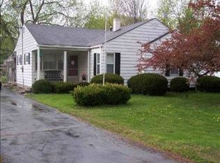 3285 Mills Acres St, Flint, MI 48506