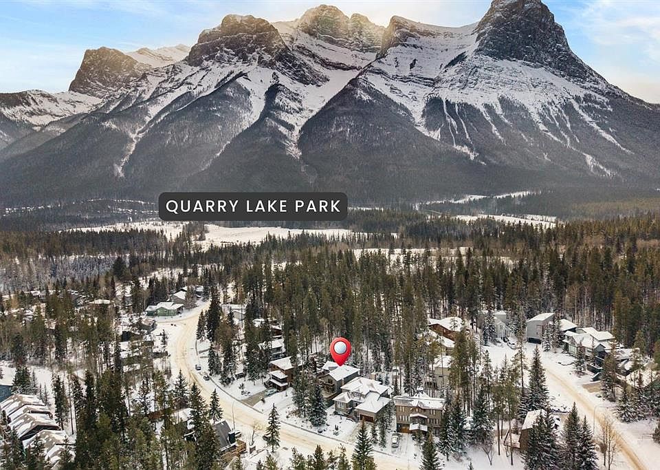 1st image of 1021 NE Rundleview Dr