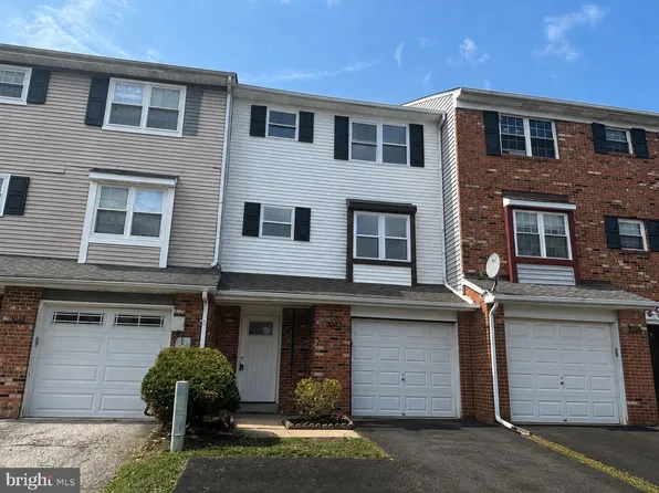 3042 Greenshire Ave, Claymont, DE 19703