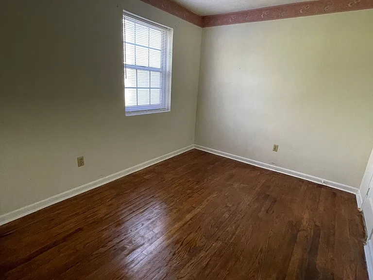 2108 Broad St #3 — Photo 4