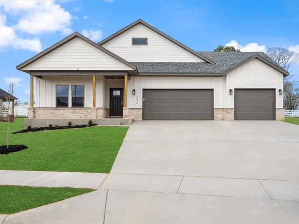 2237 Crane Ave, Pea Ridge, AR 72751