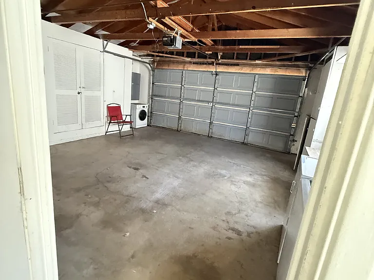 390 Magnolia Cir — Photo 16
