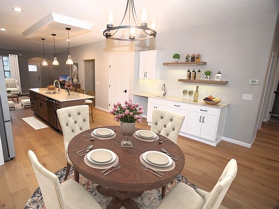 Dining 2 virtually staged