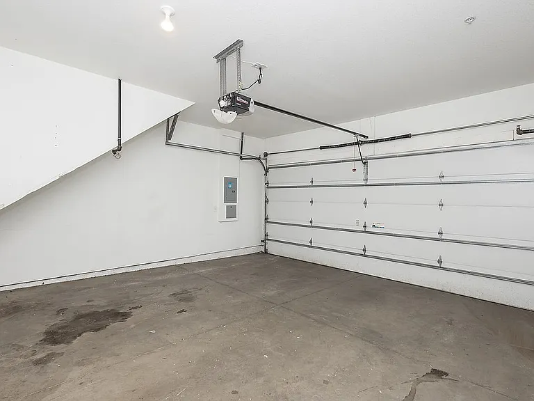1015 N 21st St — Photo 33