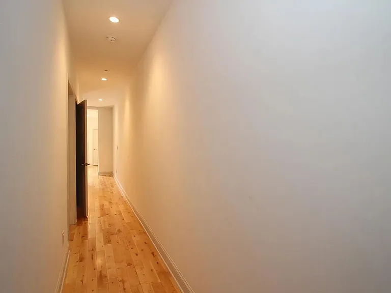 1310 Spruce Street — Photo 6