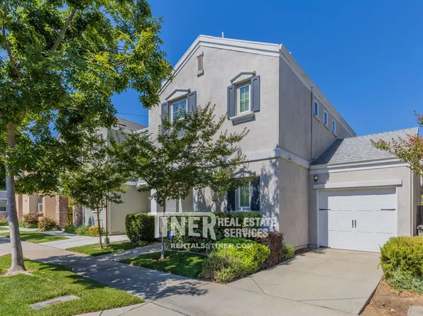 2443 Erickson St, Sacramento, CA 95815