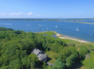 414 Scraggy Neck Rd, Cataumet, MA 02534