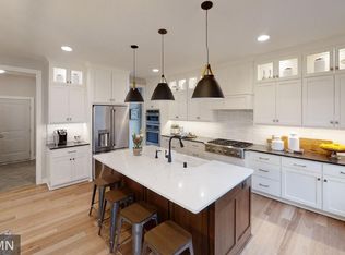 10183 Queensland Ln N, Maple Grove, MN 55311