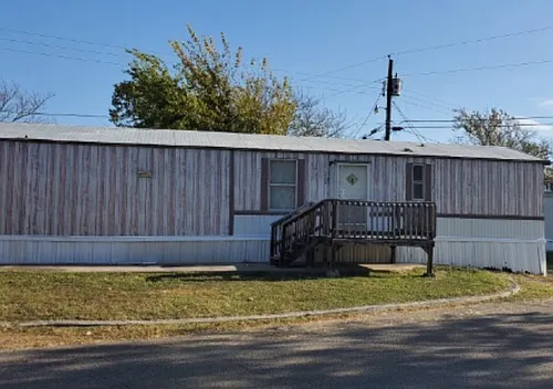Floor plan SR 2bd/2ba
