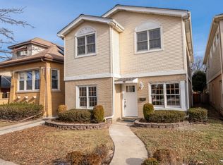 5635 N Kostner Ave, Chicago, IL 60646