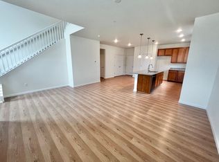 1138 Hornet Dr, Fort Collins, CO 80526