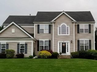 507 Raymond Rd, Plymouth, MA 02360