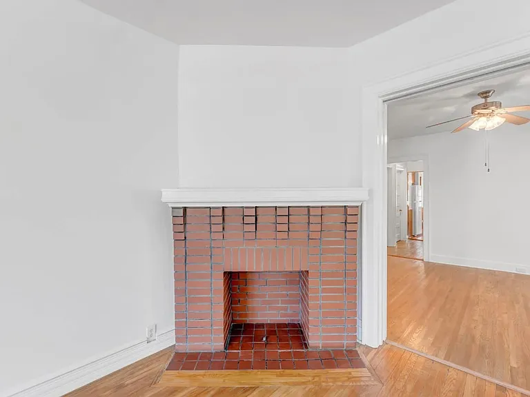 181 Richmond Ave #1 — Photo 5