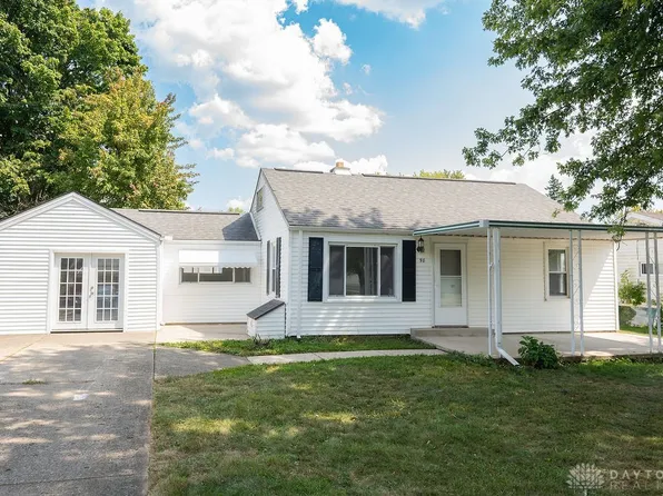 98 Truman Dr, Fairborn, OH 45324