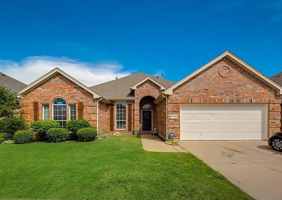 1st image of 8749 Shavano Dr