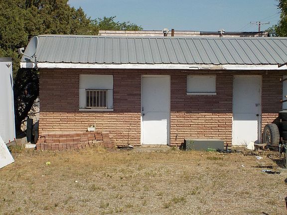 5th image of 1037 2nd St