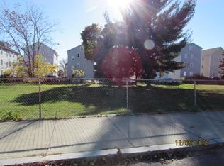 20 Liege St, Providence, RI 02908