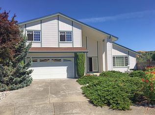 190 Maple Ct, Hercules, CA 94547