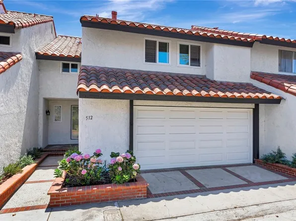 512 Amber Dr, Huntington Beach, CA 92648