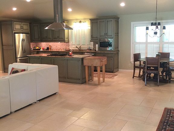 5th image of 206 Five Oaks Dr