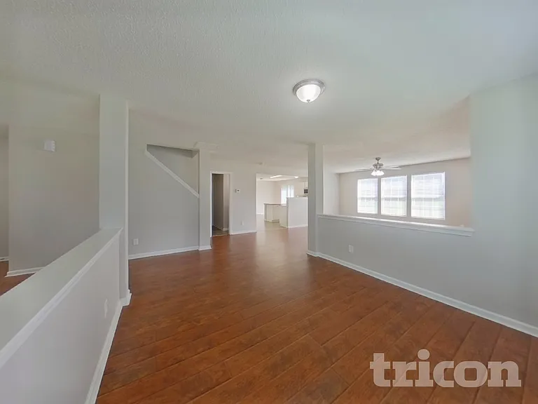 5104 Mintvale Dr — Photo 5