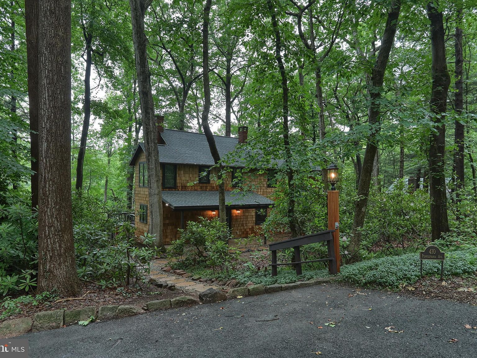 410 Pennsylvania Ave, Mount Gretna, PA 17064 Zillow