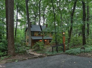 410 Pennsylvania Ave, Mount Gretna, PA 17064