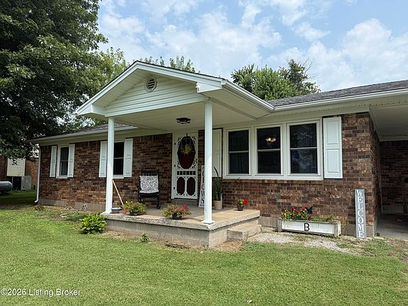 2nd image of 1426 Millerstown Rd