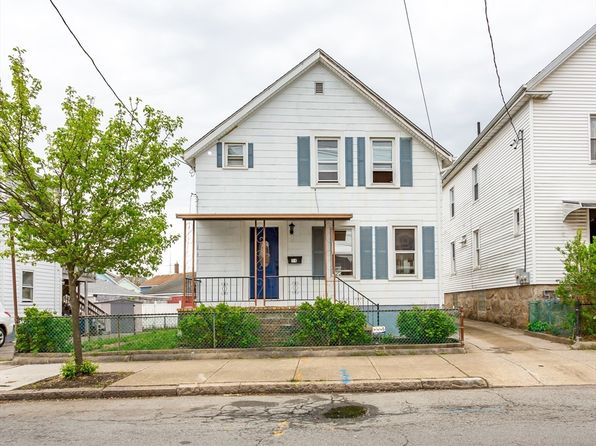 54 Dartmouth St, New Bedford, MA 02740