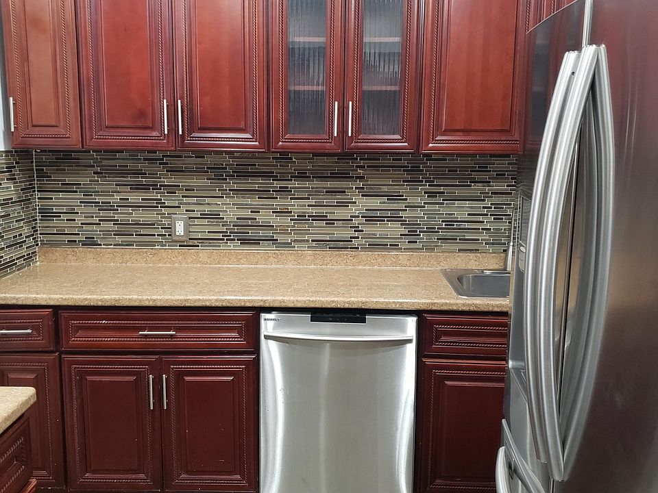 1st image of 4225 Boyd Ave