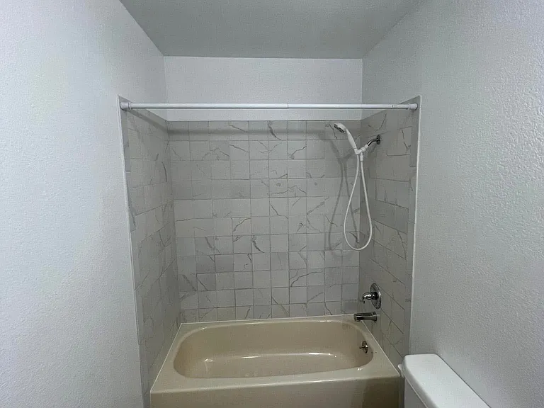 530 Carin Pl #1 — Photo 8